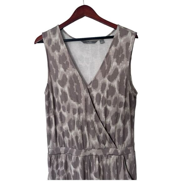 G By Giuliana Leopard Print Sleeveless Jersey Wrap Jumpsuit Beige Size Large - Picture 7 of 15